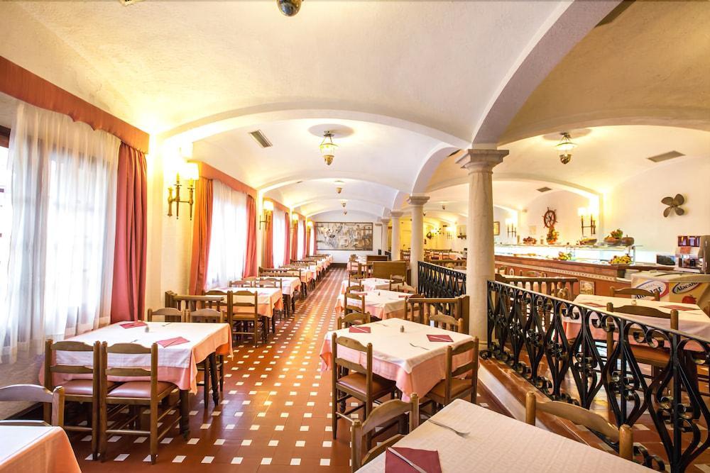 יורט דה מאר Hotel La Carolina מראה חיצוני תמונה