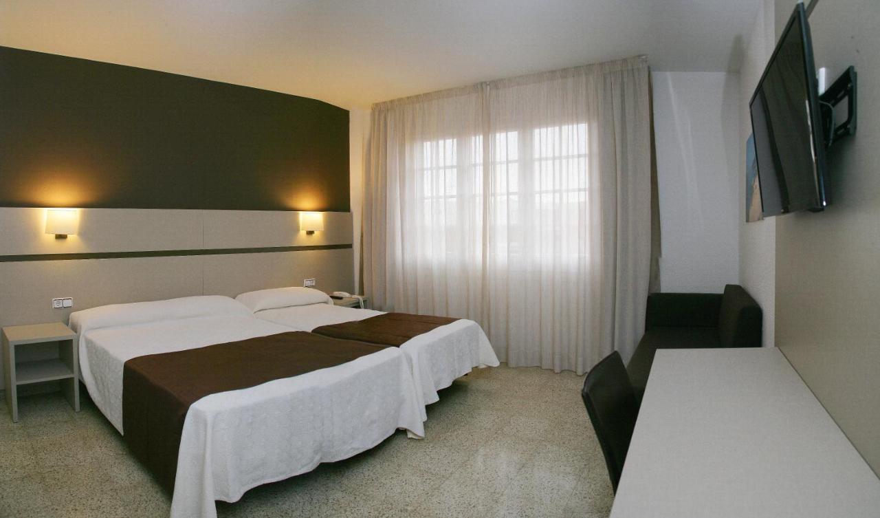 יורט דה מאר Hotel La Carolina מראה חיצוני תמונה