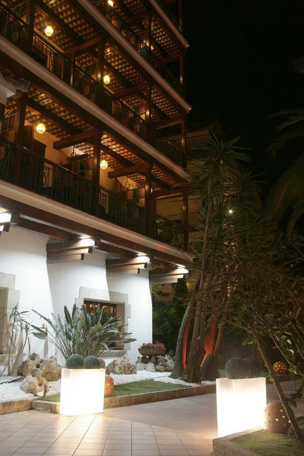 יורט דה מאר Hotel La Carolina מראה חיצוני תמונה