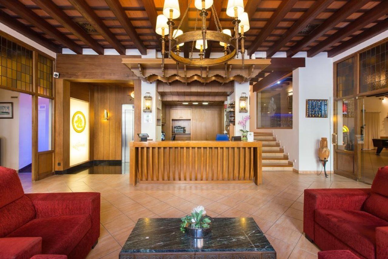 יורט דה מאר Hotel La Carolina מראה חיצוני תמונה